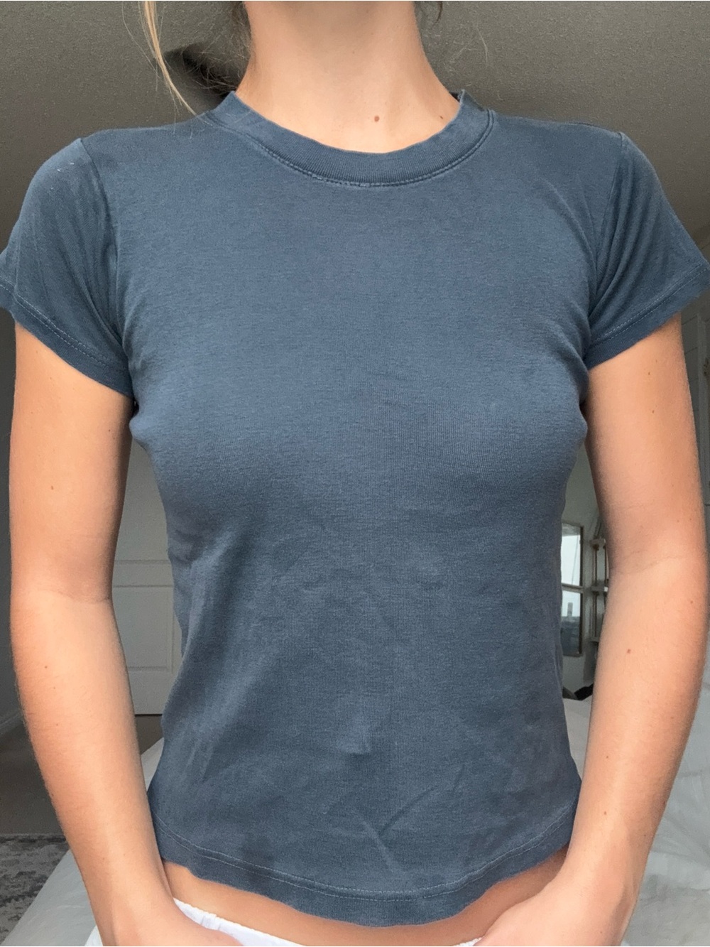 Brandy Melville Classic Short-Sleeve Women's Crewneck Tee - Slate Blue